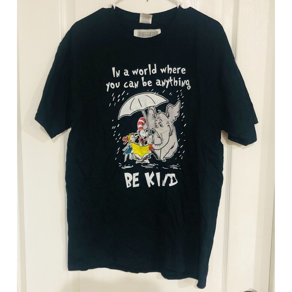 In A World Where You Can Be Anything‎ Be Kind Men's Cotton T-Shirt Black Large